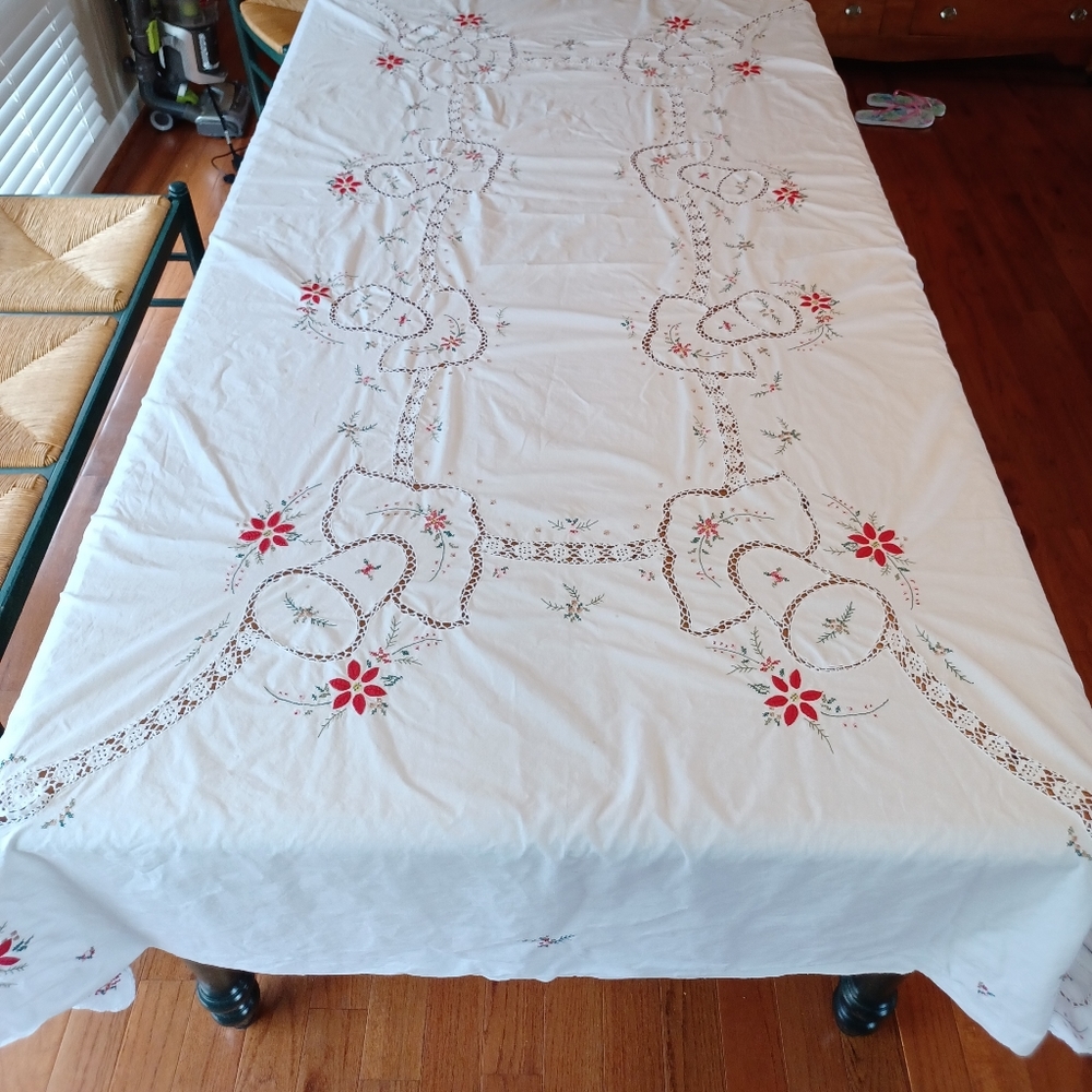 Vtg Christmas Hand Embroidered Tablecloth Cross stich Crochet Applique cotton